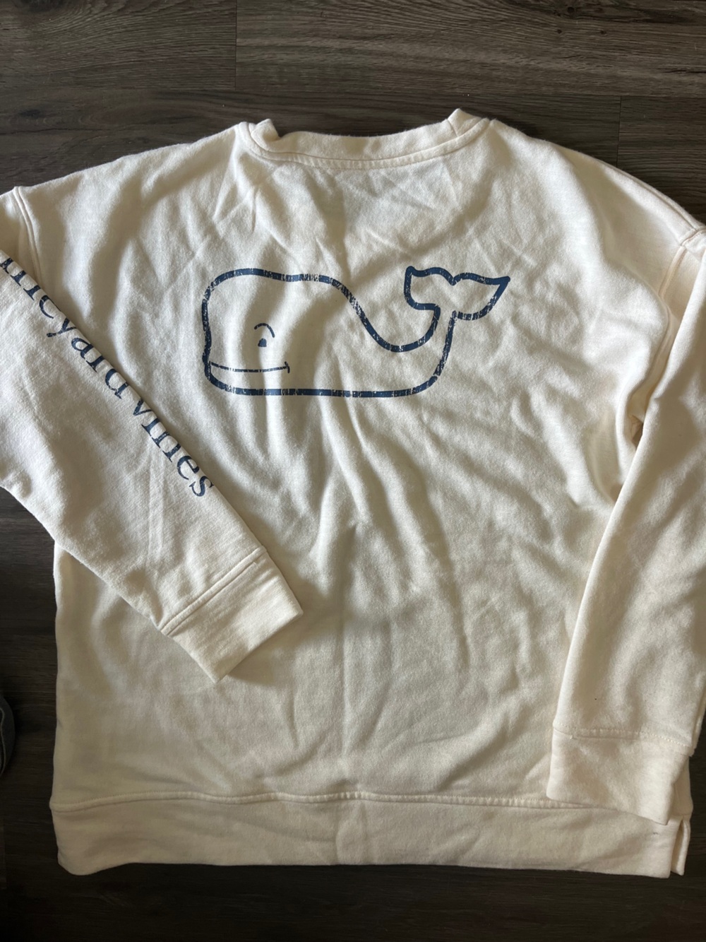 Vineyard Vines Cream Crewneck with Navy Whale Graphic light cotton blend